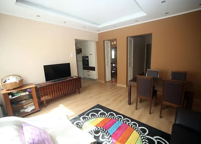 Charming House - Santarem